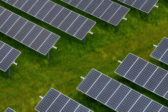 An aerial view of the MCE Solar One community solar farm in Richmond, Calif. Credit: Justin Sullivan/Getty Images