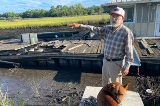 Steve Salem is a 50-year boat captain who lives on a tributary of the St. Johns River. The rising tides in Jacksonville are testing his intuition. Credit: Amy Green/Inside Climate News